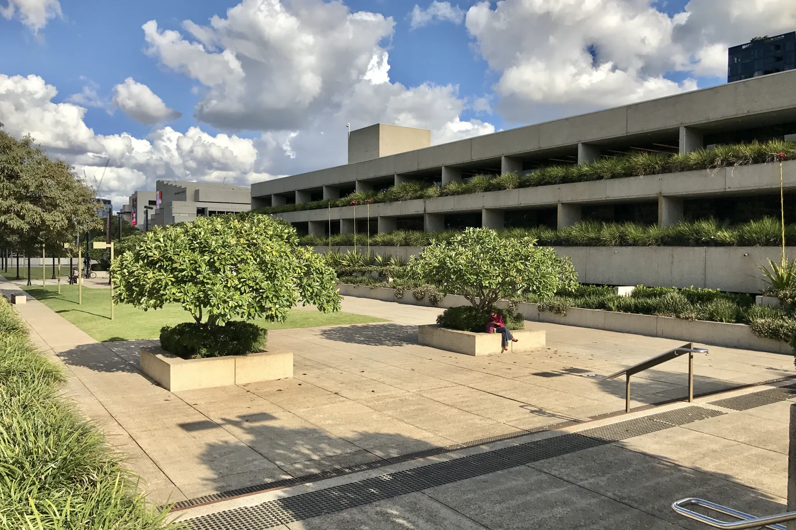 Brisbane cultural precinct beside the river