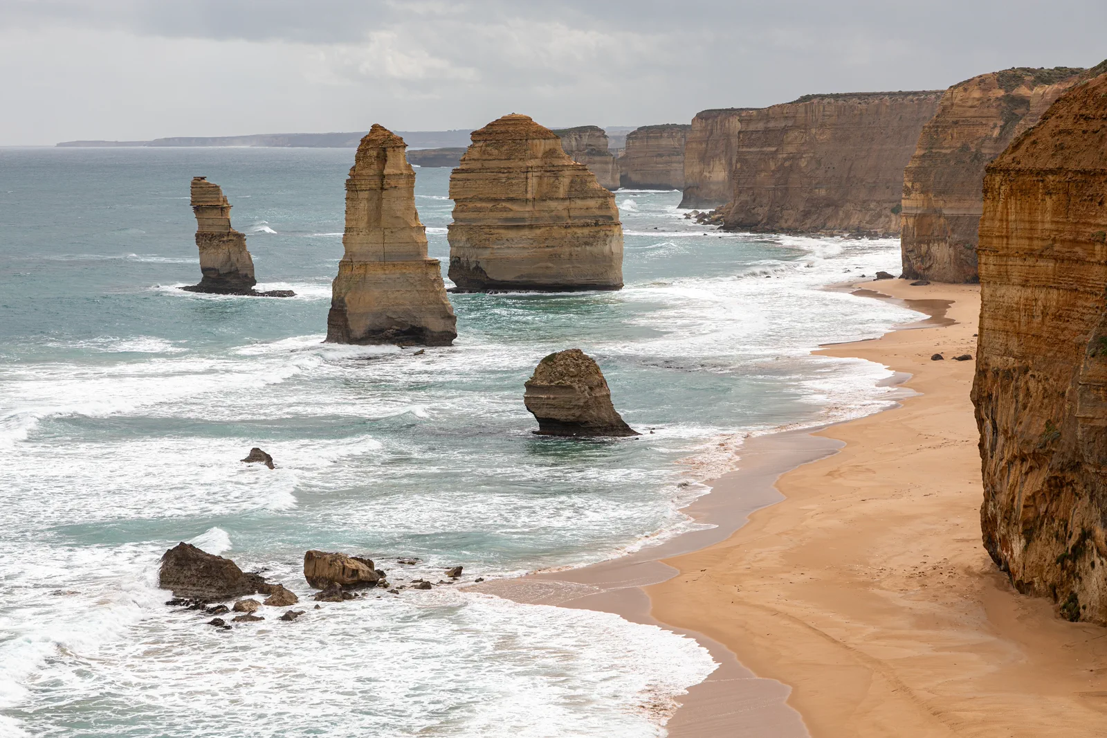 Limestone stacks at the Twelve Apostles on the Great Ocean Road