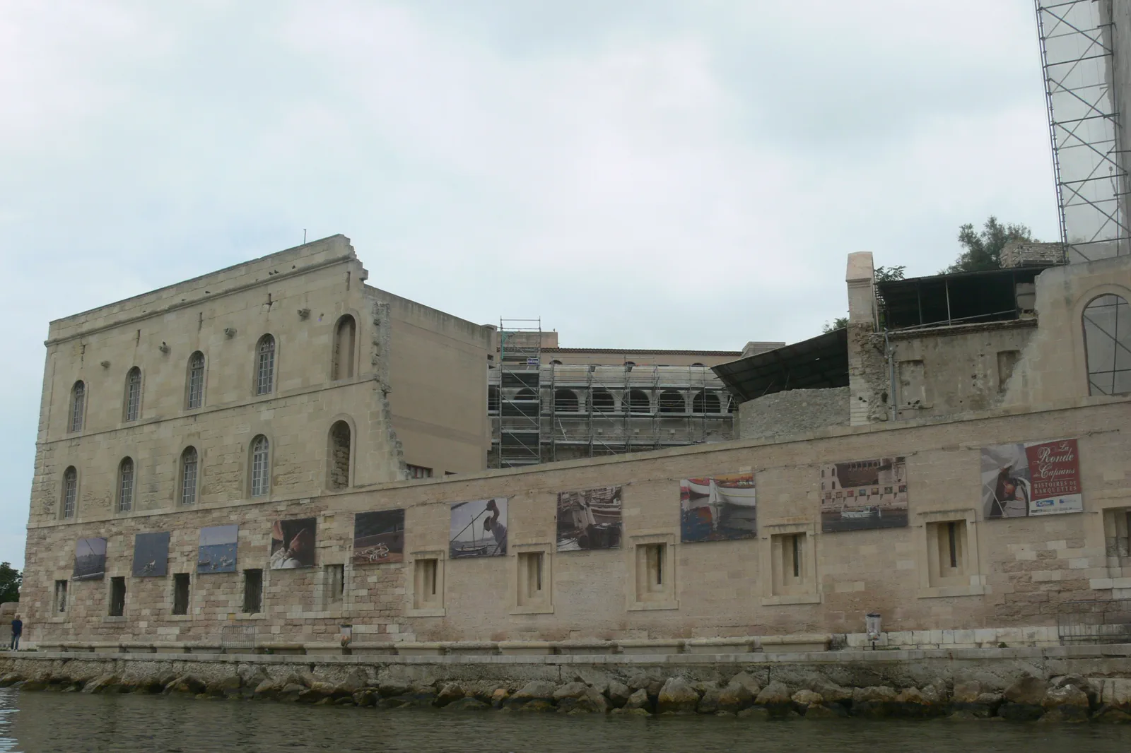 マルセイユ旧港、Fort Saint-Jeanとウォーターフロント