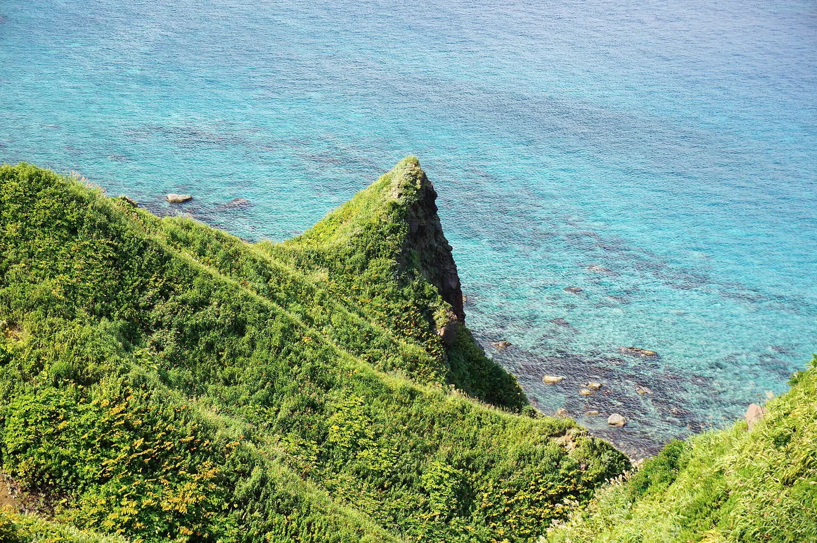 Turquoise sea and cliffs at Cape Kamui on the Shakotan Peninsula