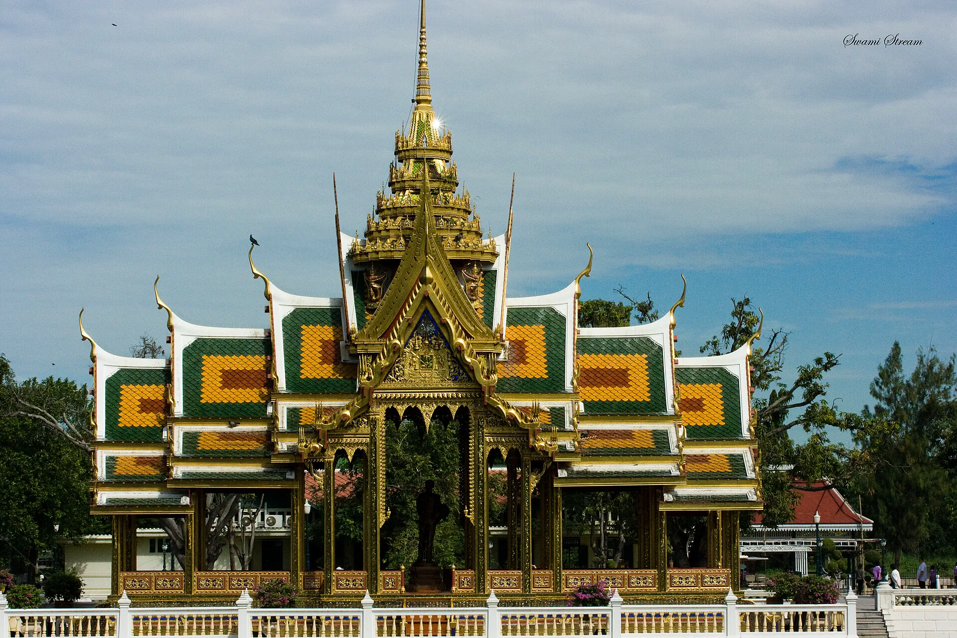 Aisawan Thiphya-Art pavilion reflected in a pond at Bang Pa-In Palace