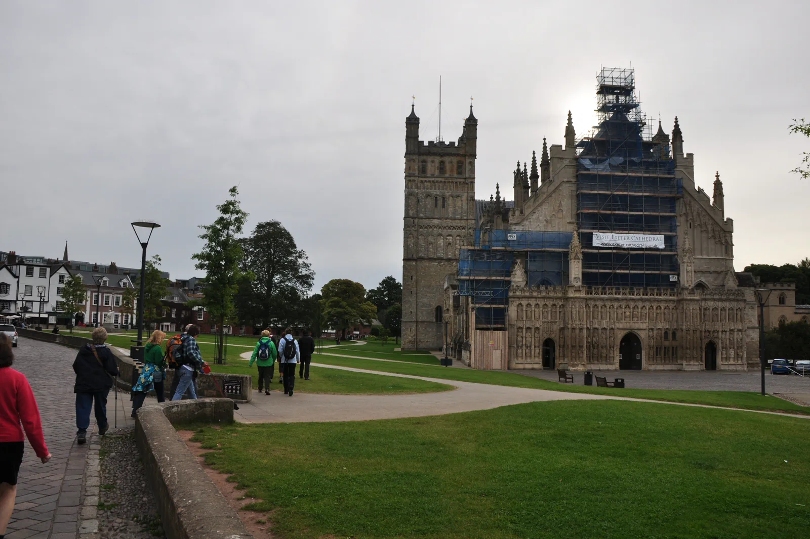デヴォンのExeter CathedralとCathedral Green