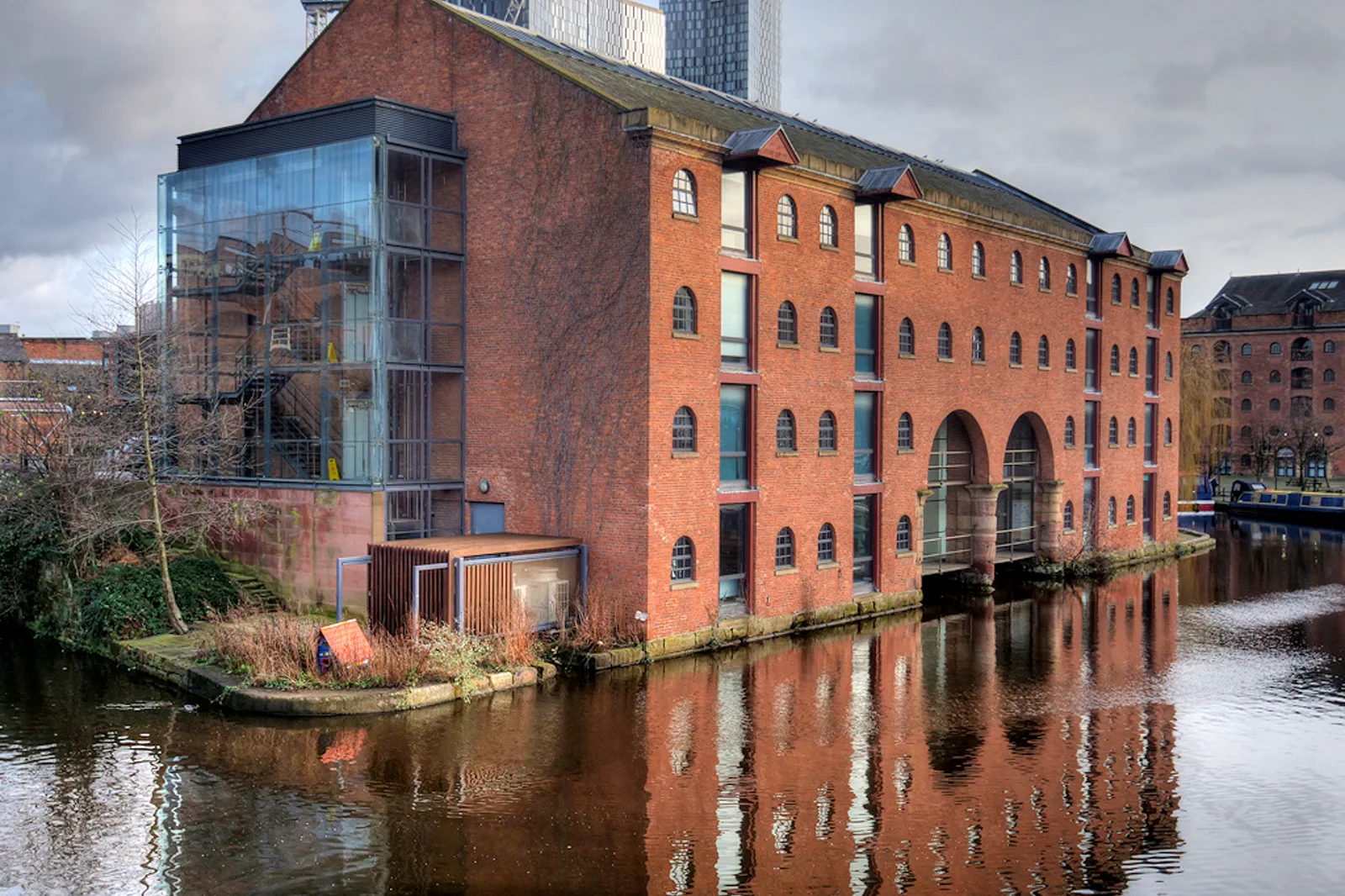曼徹斯特卡斯爾菲爾德（Castlefield）周邊的運河與工業建築