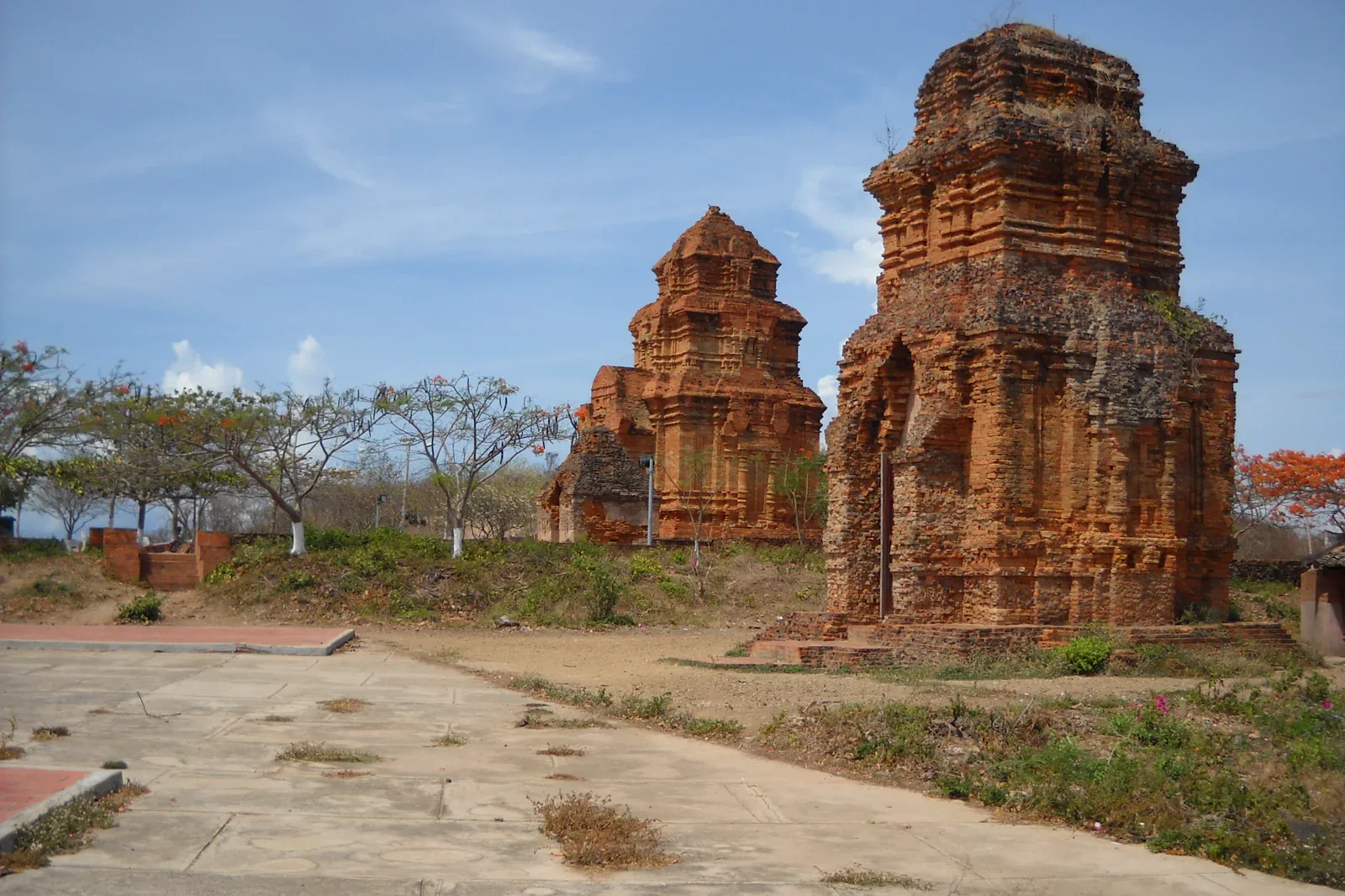 หอคอย Po Sah Inu Cham ใกล้กับฟานเถียตใน Binh Thuan